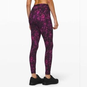Lululemon Speed Up Tight 28" *Full-On Luxtreme size 4 in EUC